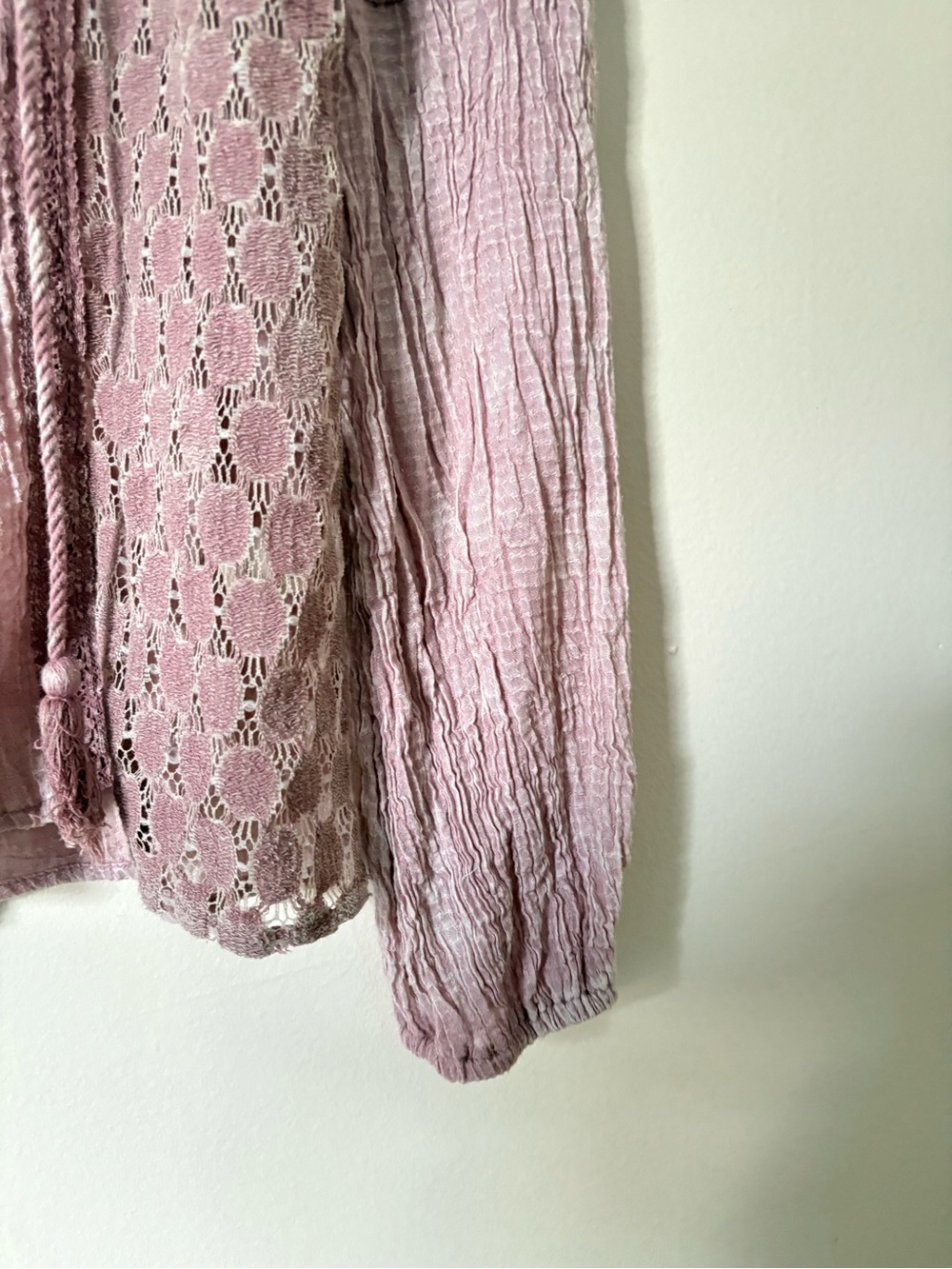 gimmicks by BKE Mauve Layered Lace Top Size Medium - Picture 6 of 13